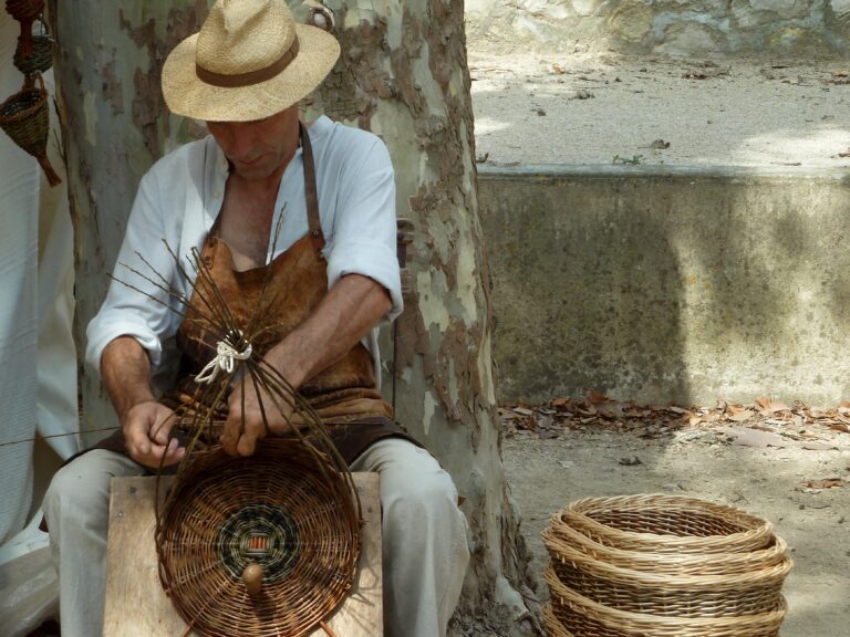 hand-tree-basket-wicker-basketry-artisan-1377291-pxhere.com