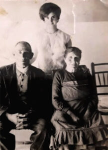 Familiares de Aurelio Contreras.